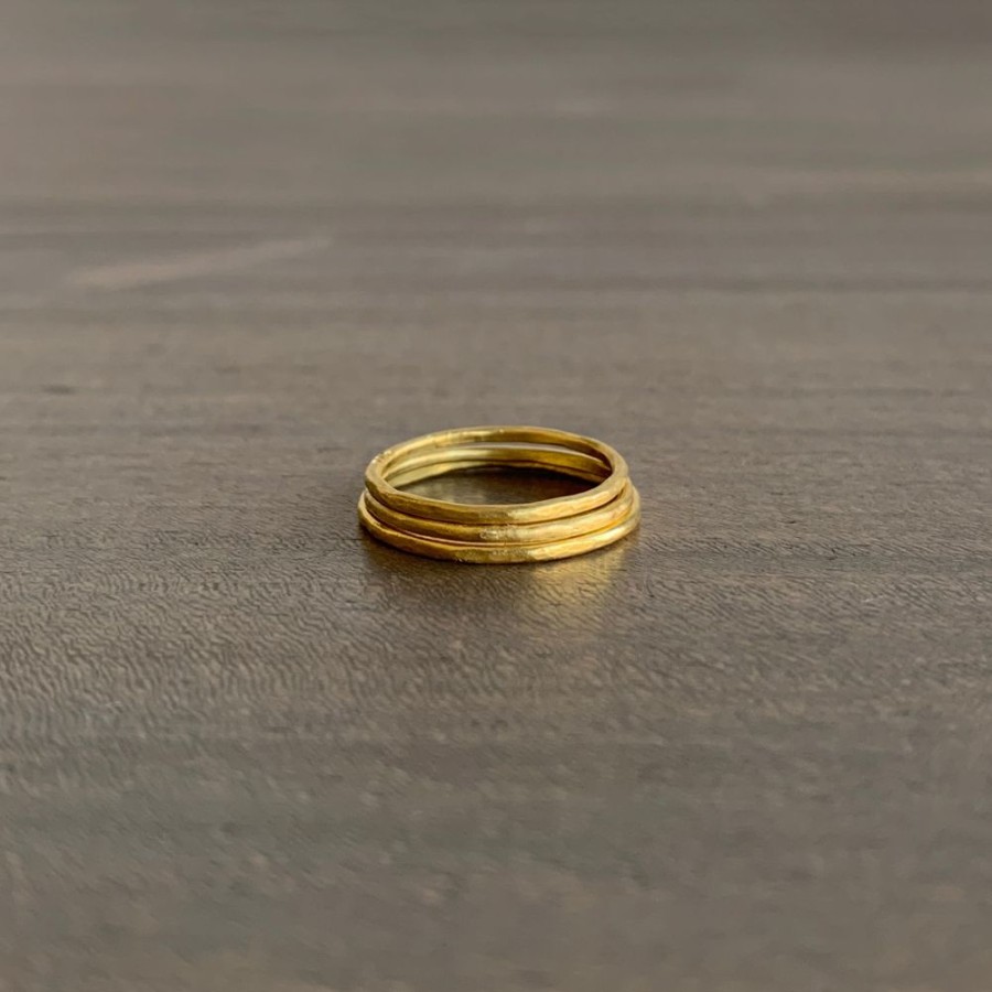 Jewelry Rosanne Pugliese | 22K Gold Hammered Band