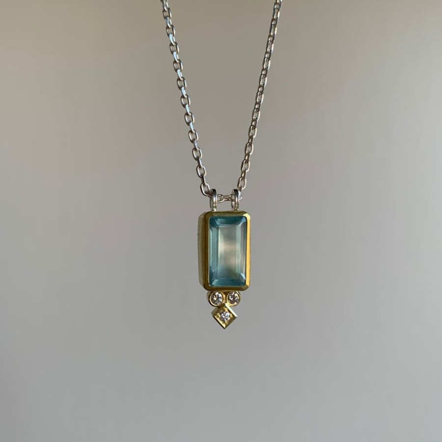 Jewelry Sam Woehrmann | Aquamarine & Diamond Pendant