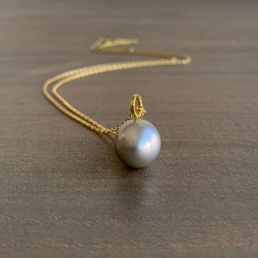 Jewelry Rosanne Pugliese | Round Grey Tahitian Pearl Pendant