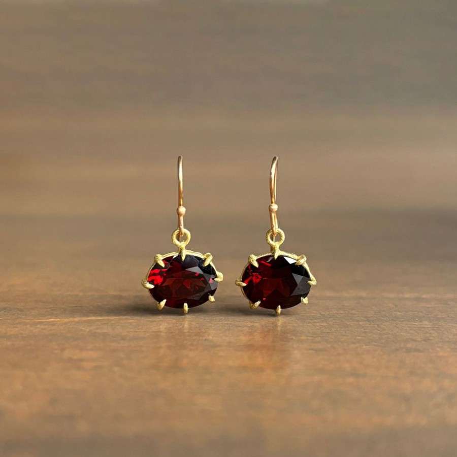 Jewelry Rosanne Pugliese | Small Faceted Oval Garnet Earrings