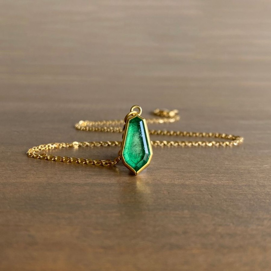 Jewelry Sam Woehrmann | Emerald Elongated Shield Pendant