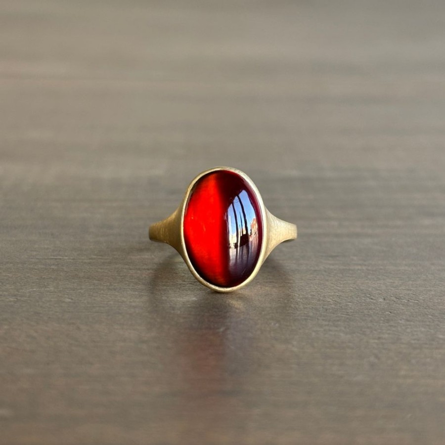 Jewelry Monika Krol | Oval North-South Garnet Cabochon Cast Ring