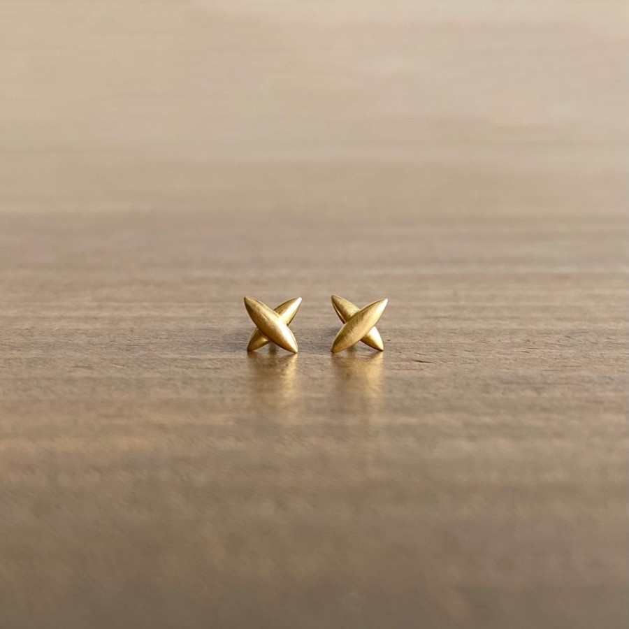 Jewelry Mimi Favre | Small Star Cross Stud Earrings