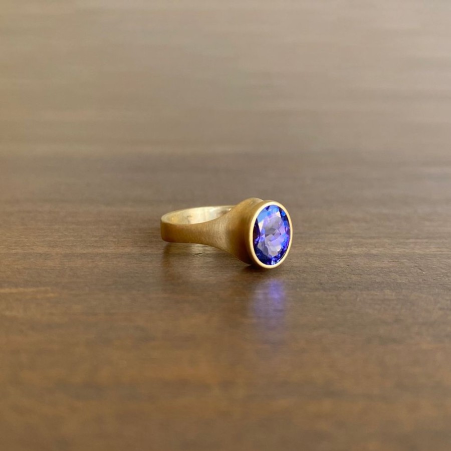 Jewelry Monika Krol | Faceted Oval Tanzanite Ring