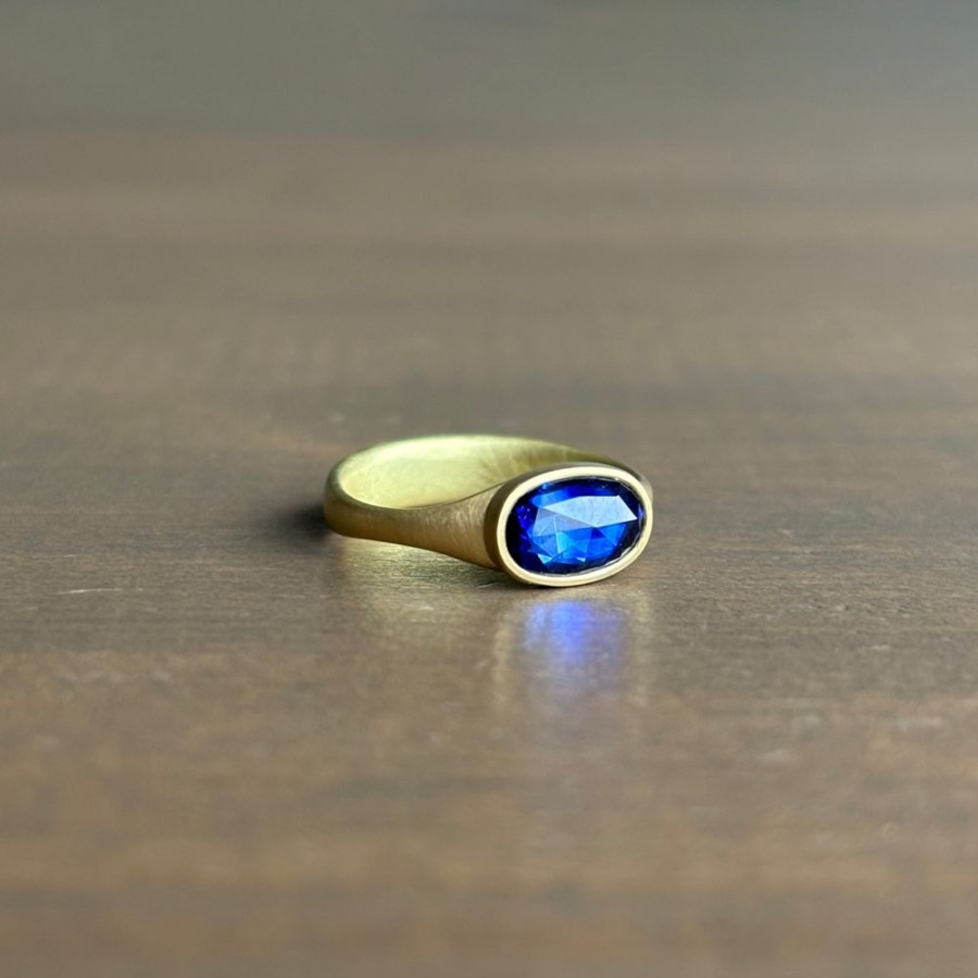 Jewelry Lola Brooks | Oval Ombre Blue Sapphire East-West Ring